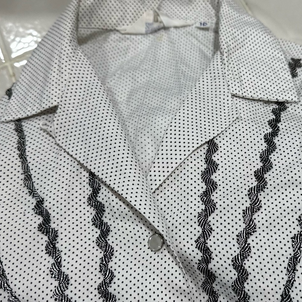 Panhandle Slim Blouse Form Fit Size 16